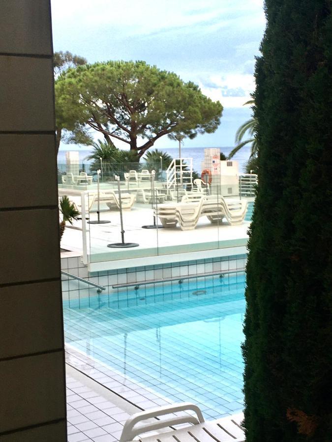 Monaco, Elegant, Quiet, Recently Renovated Apartment With Terrace, Pool, Garden View Monte Carlo Exterior foto